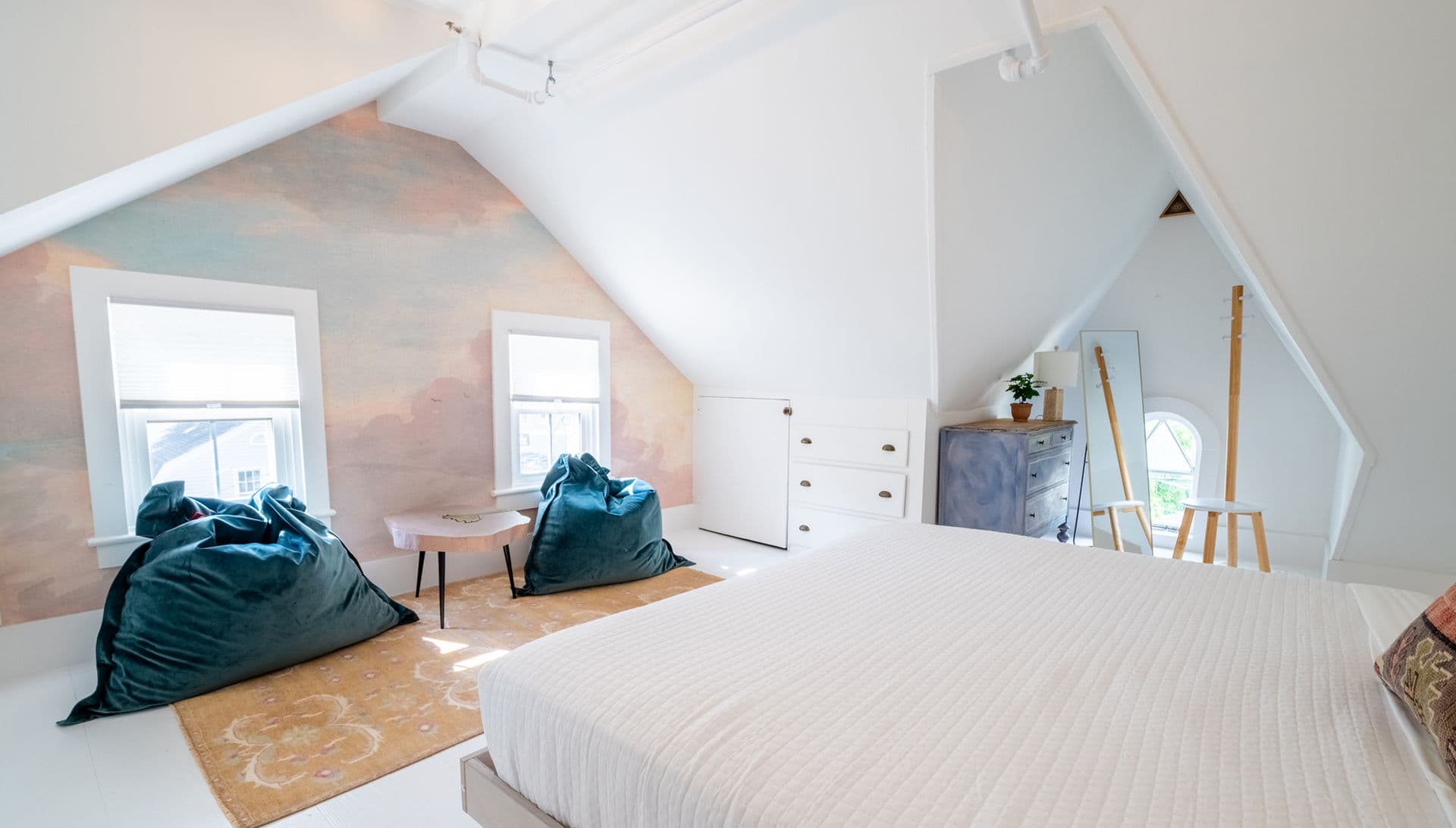 Room 2 — Secret Garden Suite