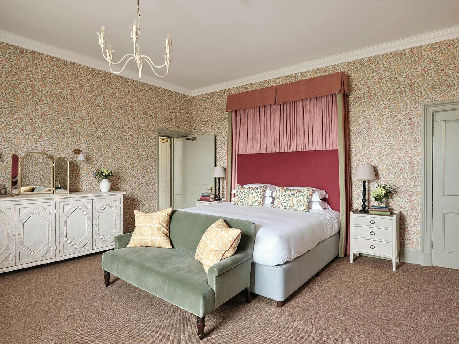 Bushby Bacon Suite