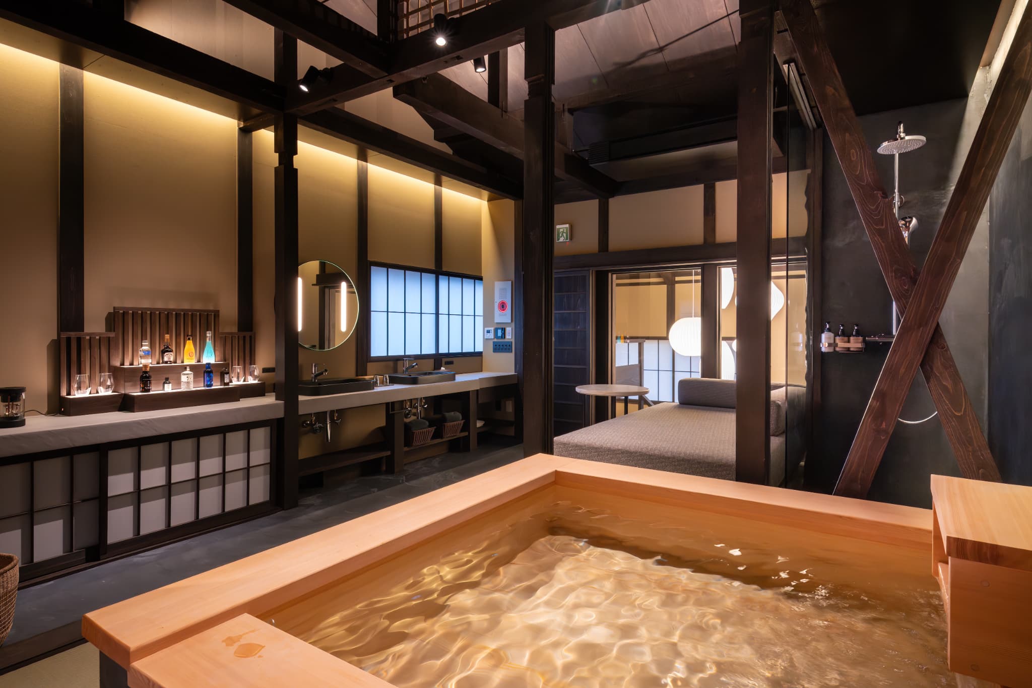 Moya / Taruki (母屋 / 垂木) — Luxury Twin