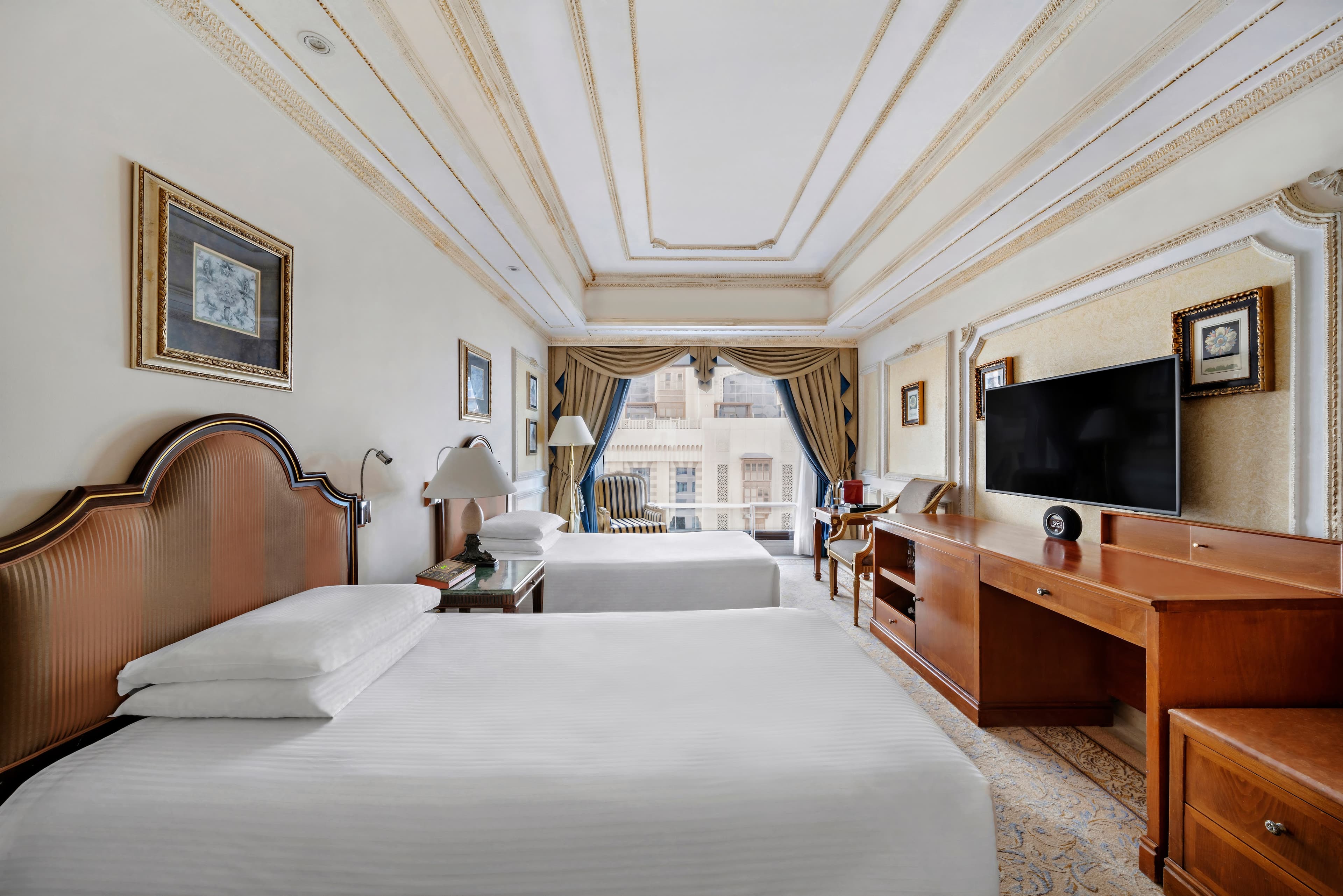 Diplomatic Suite