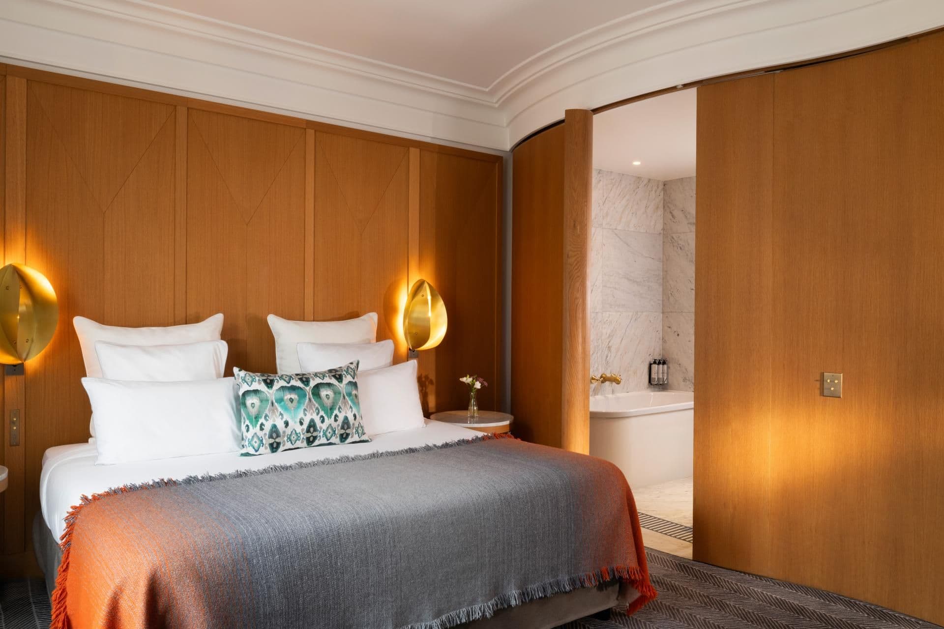 2-Bedroom Suite