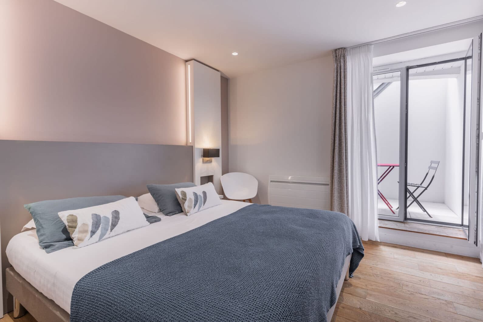 Apartment for 2 to 4