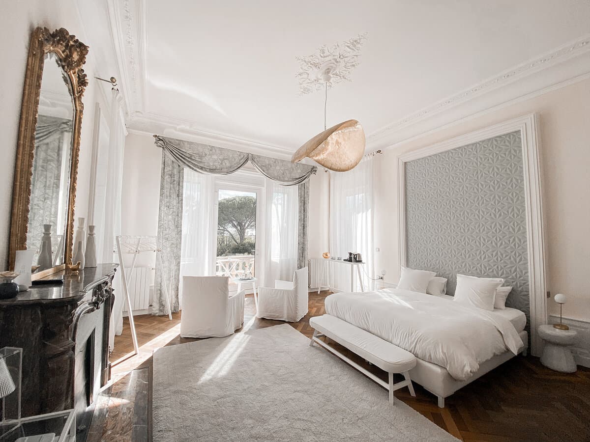 Jean Magrou Room