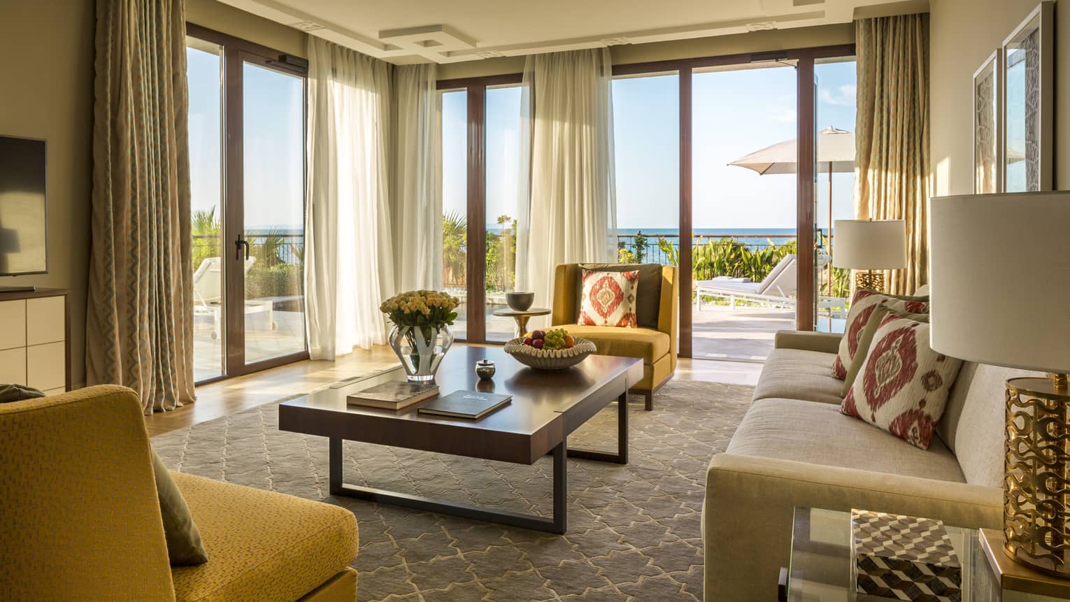 Deluxe Garden-View Room