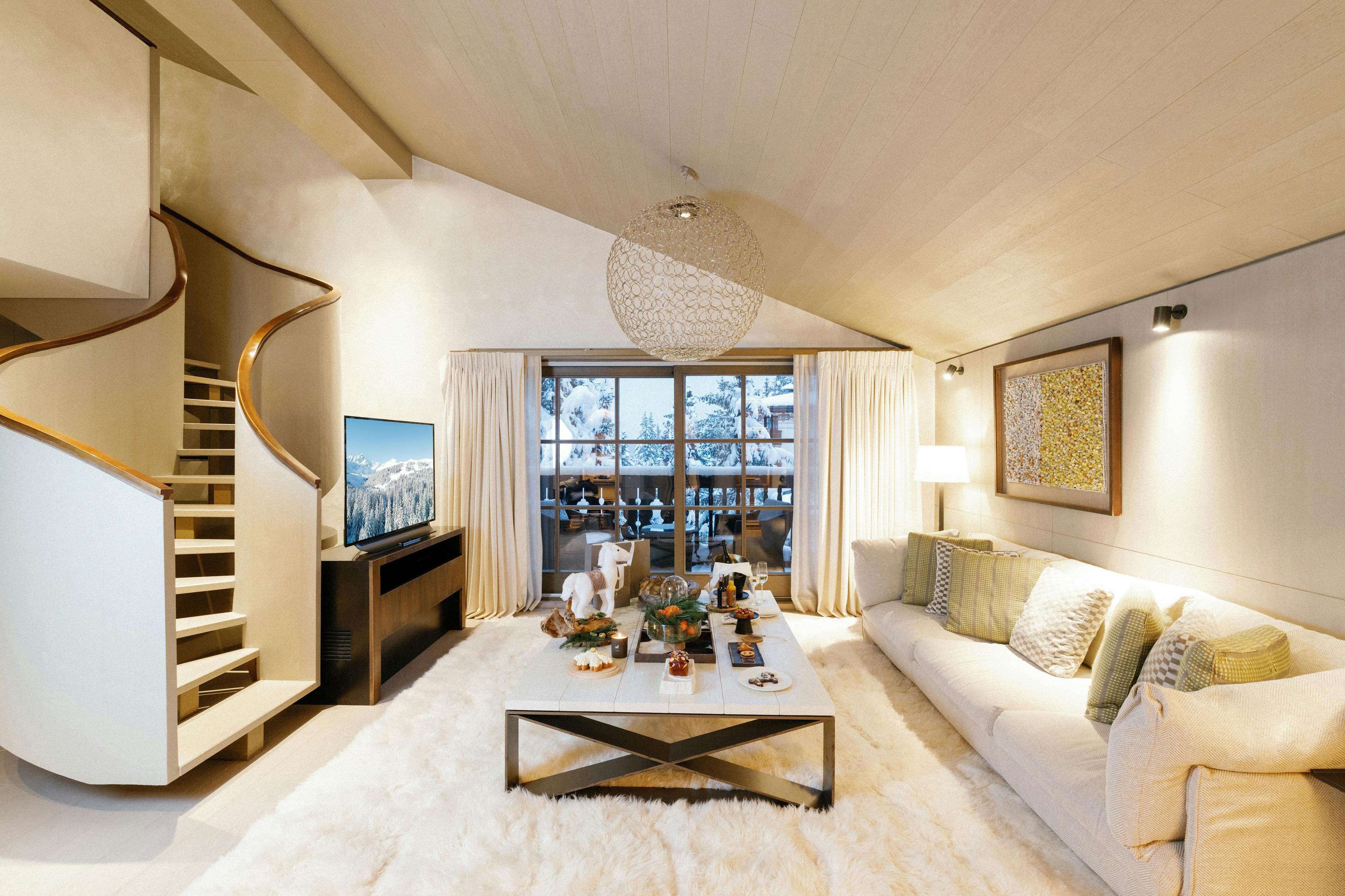 Deluxe Duplex Suite