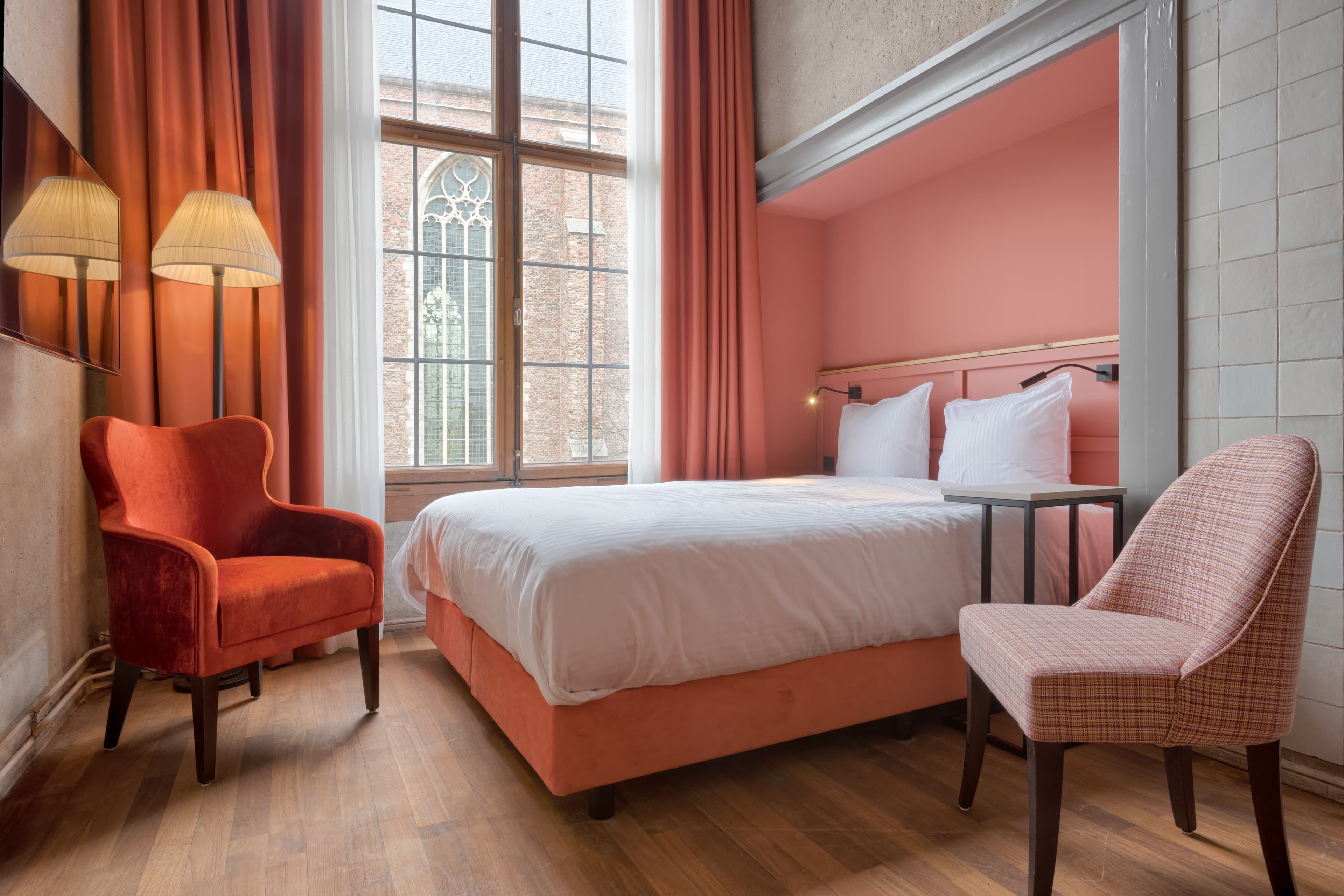 Grand Deluxe Room
