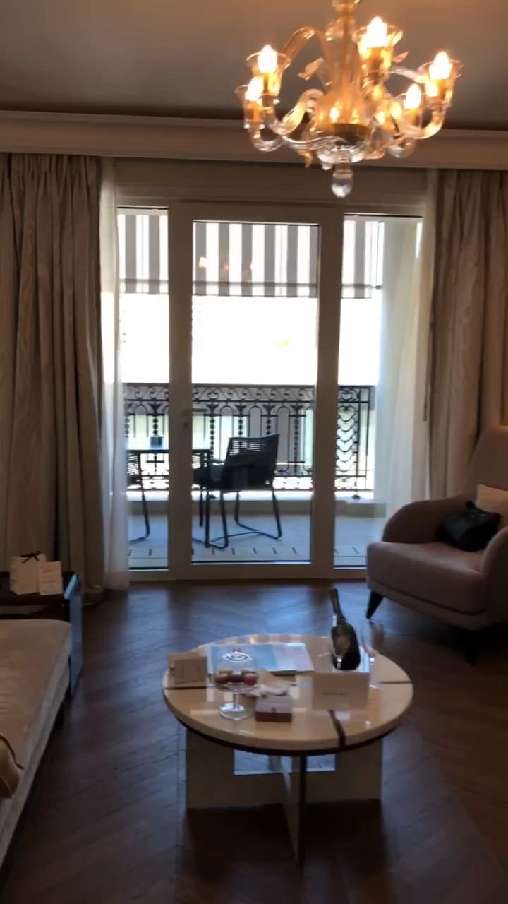 Diamond Suite