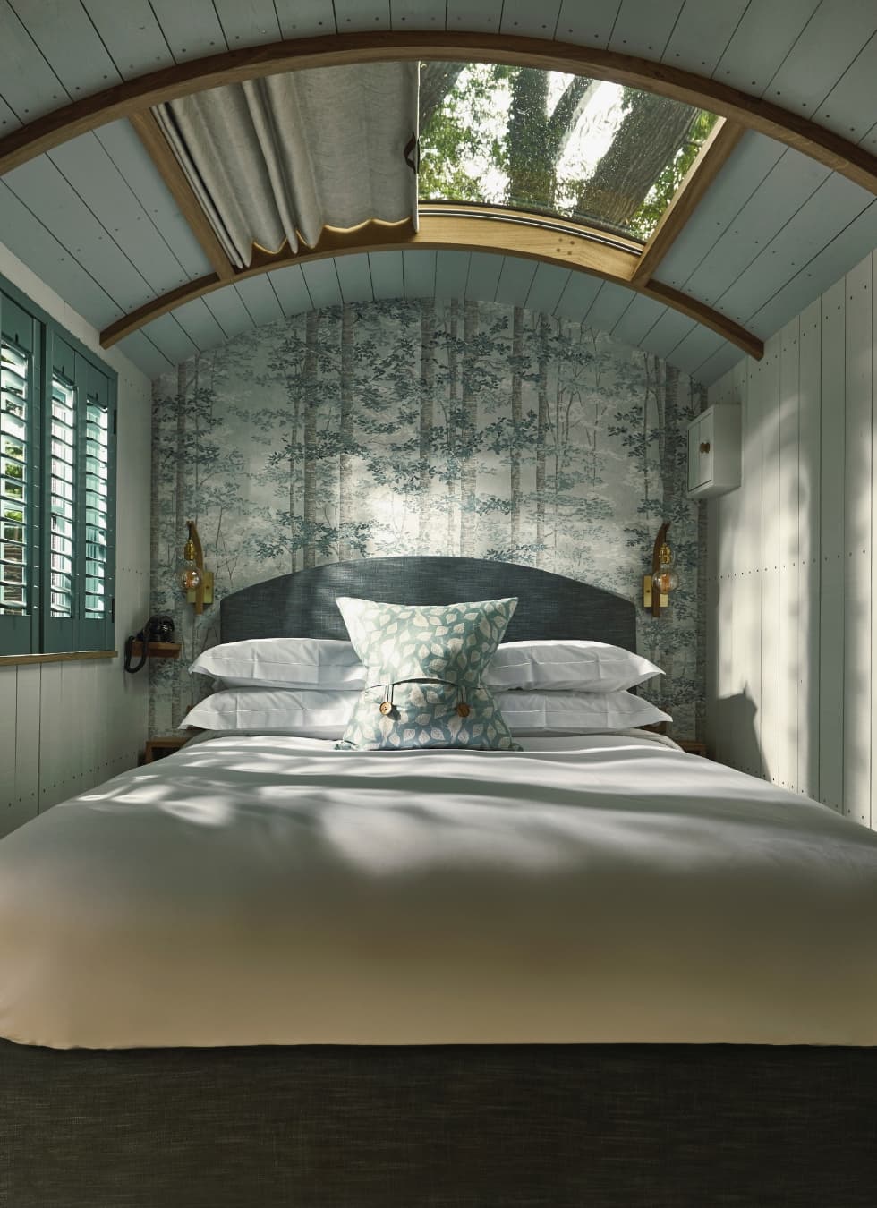 Hideaway Hut