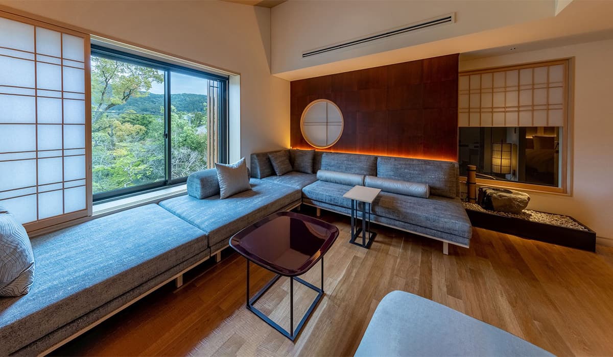 Precious Suite