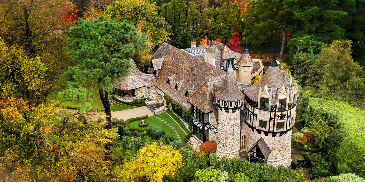 Thorngrove Manor