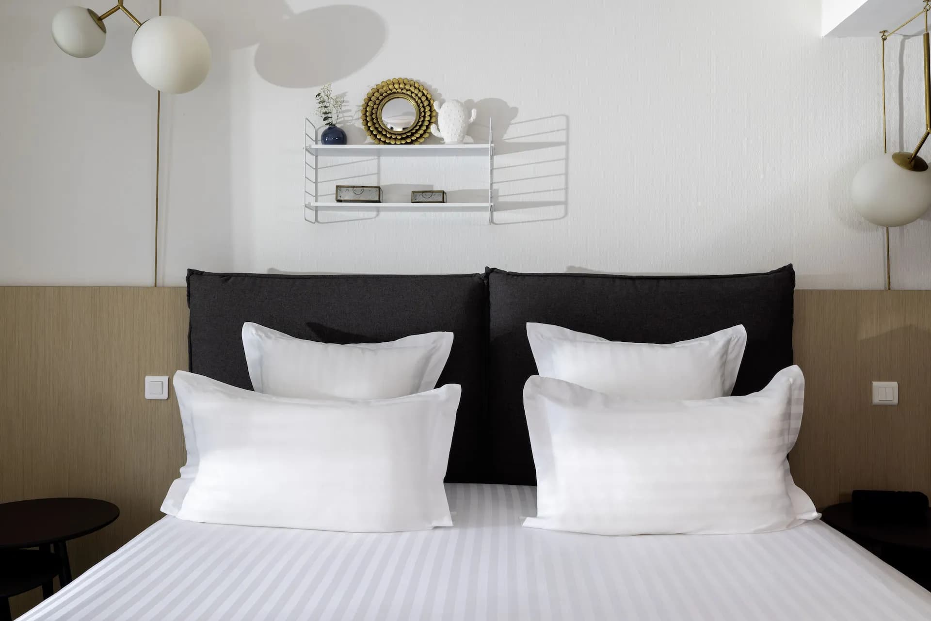 Connecting Rooms