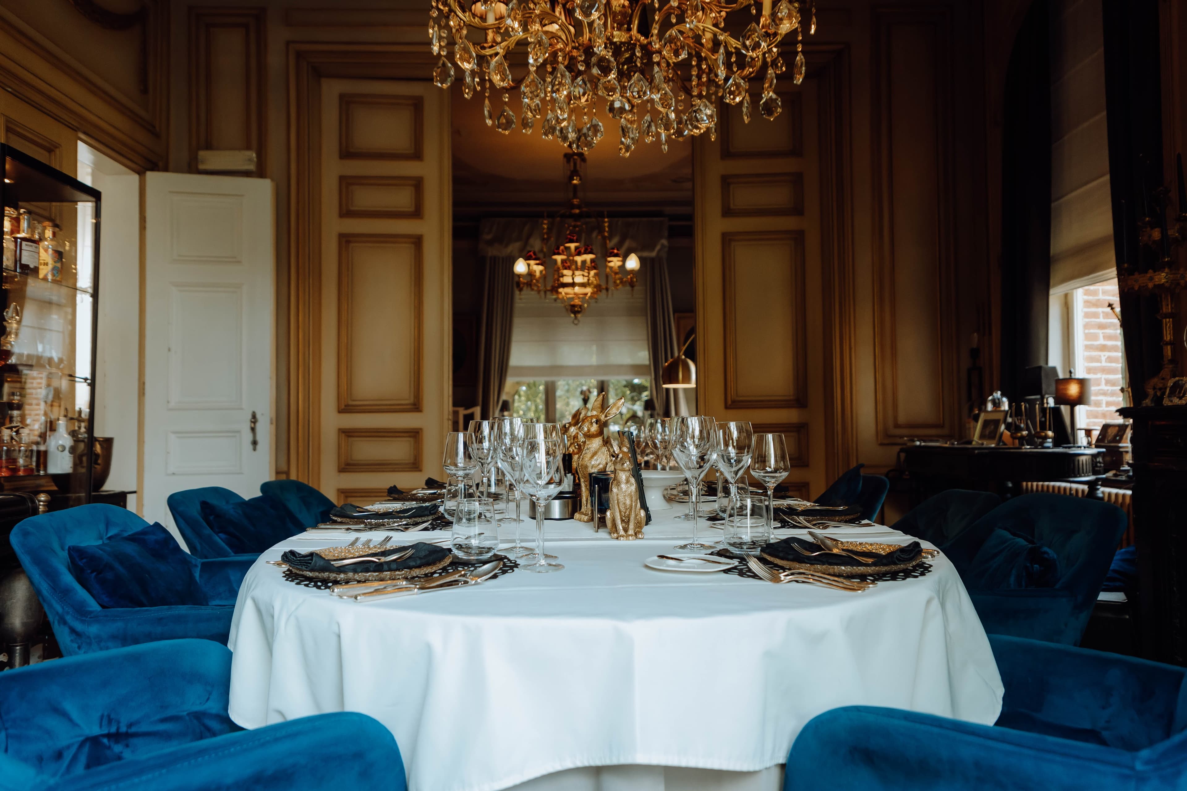 Erato Suite
