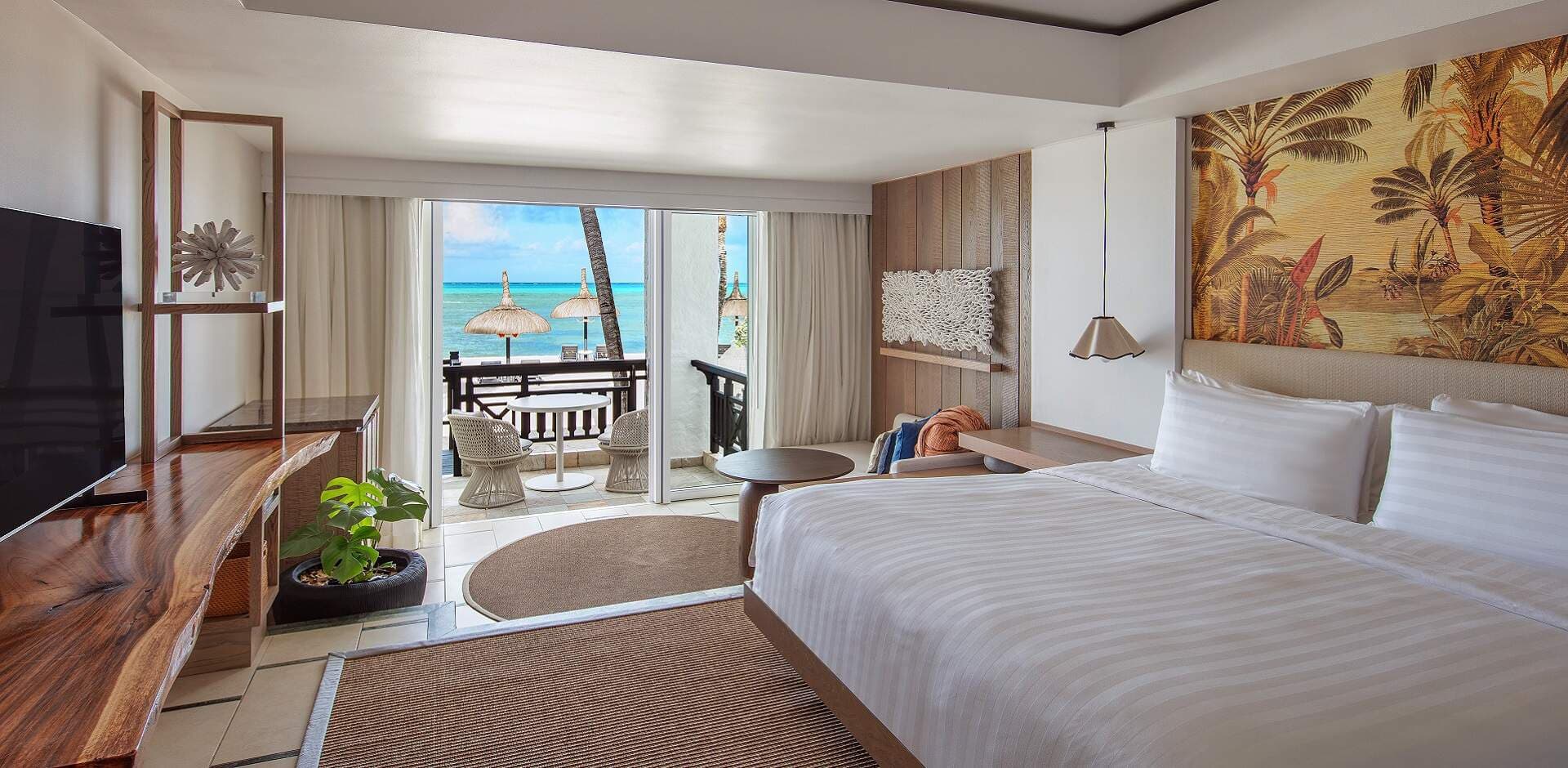 Frangipani Beachfront Junior Suite