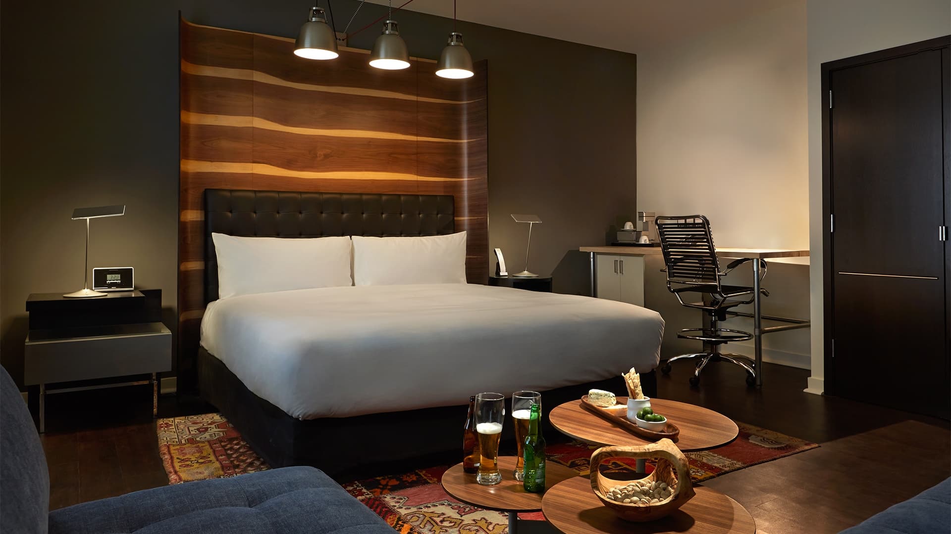 Accessible Premier King Room