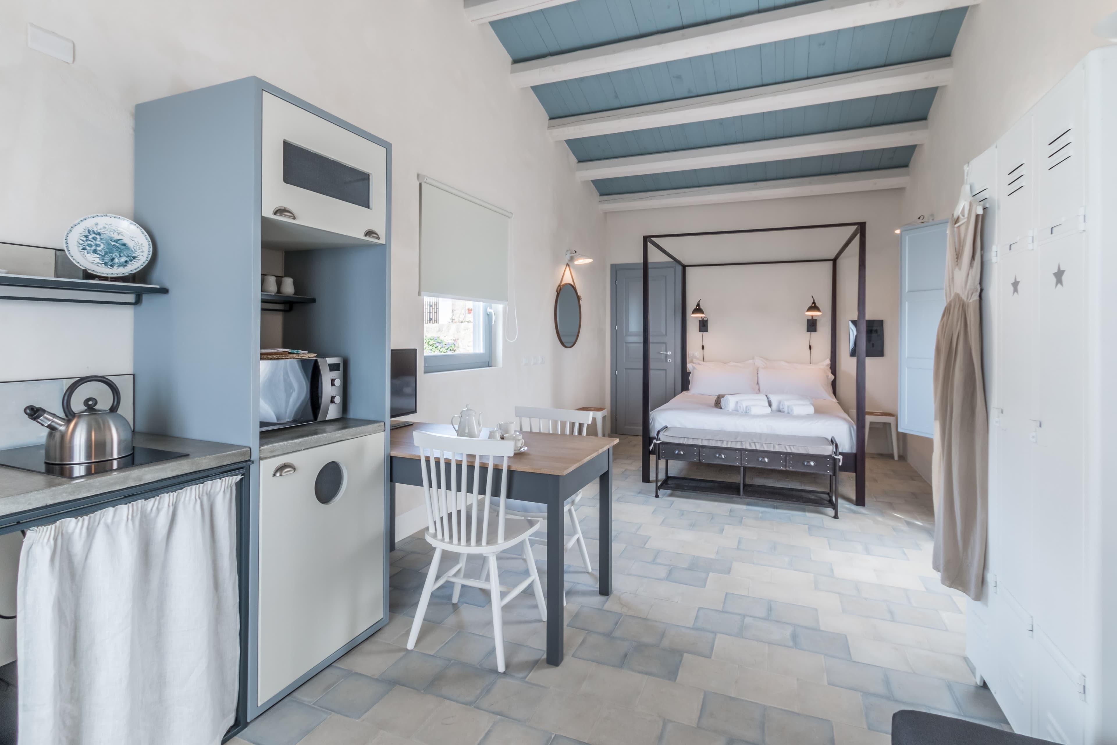 PAGLIA — Duplex Apartment with Sea View