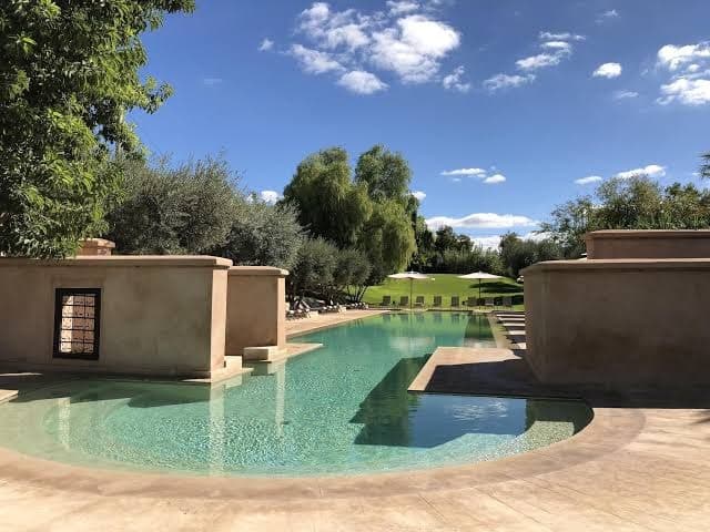 Pool Suite