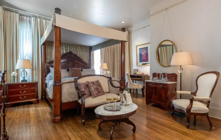 Hinman Suite