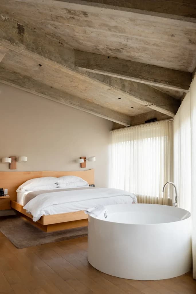 One Bedroom Suite