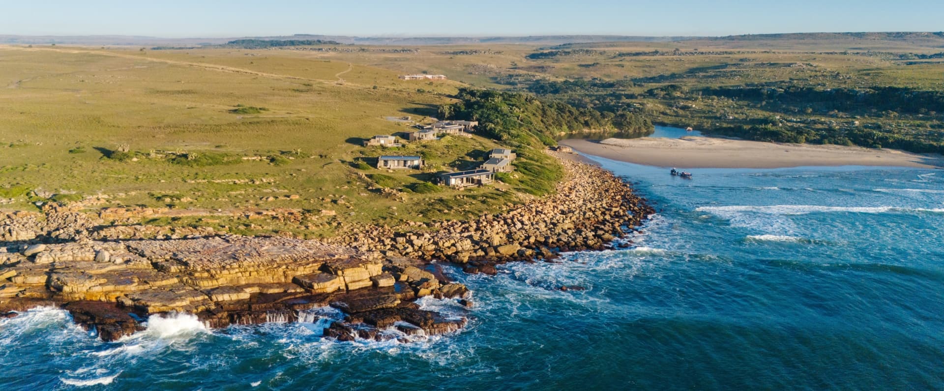 GweGwe Beach Lodge