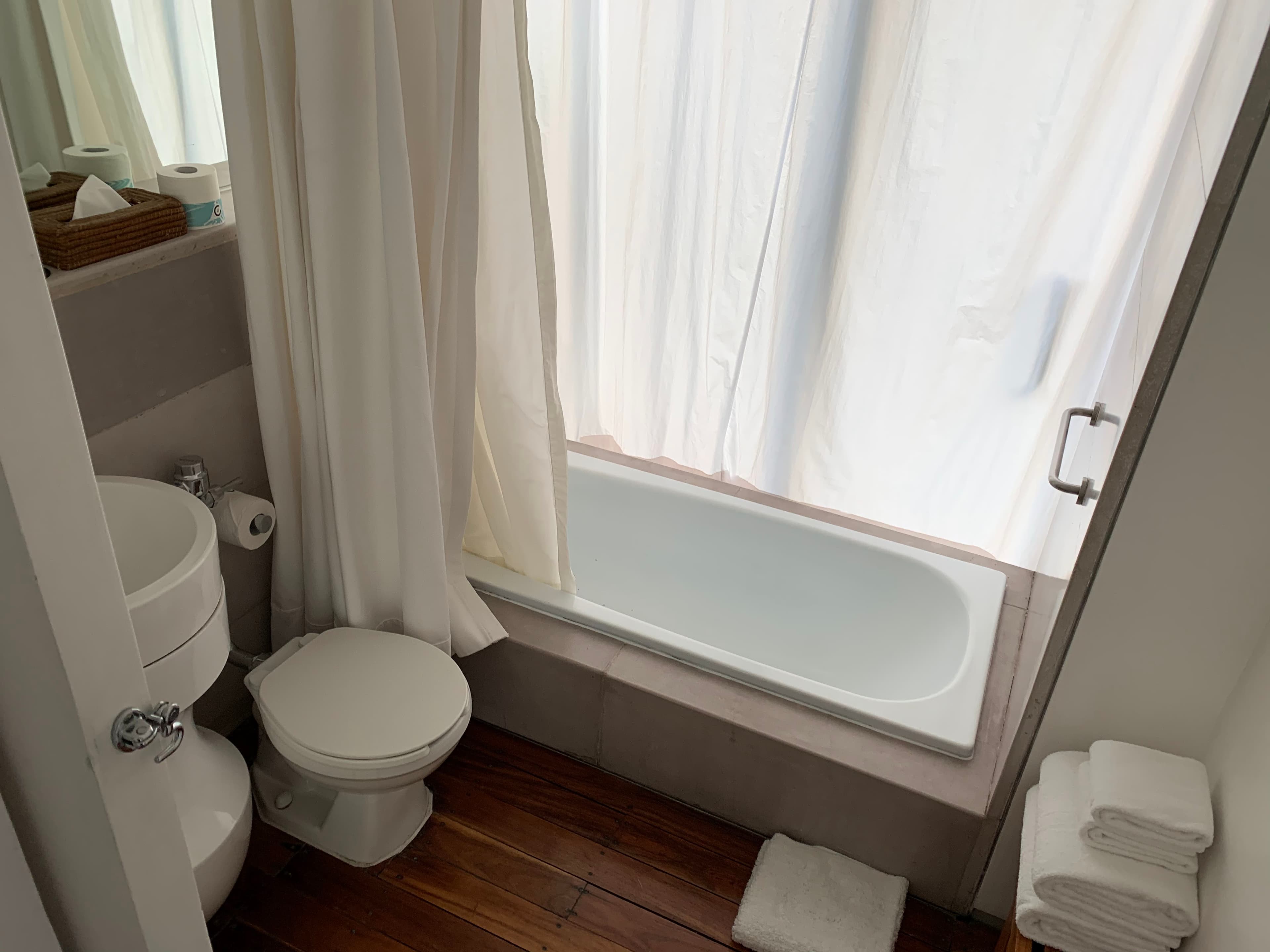 Corner Suite