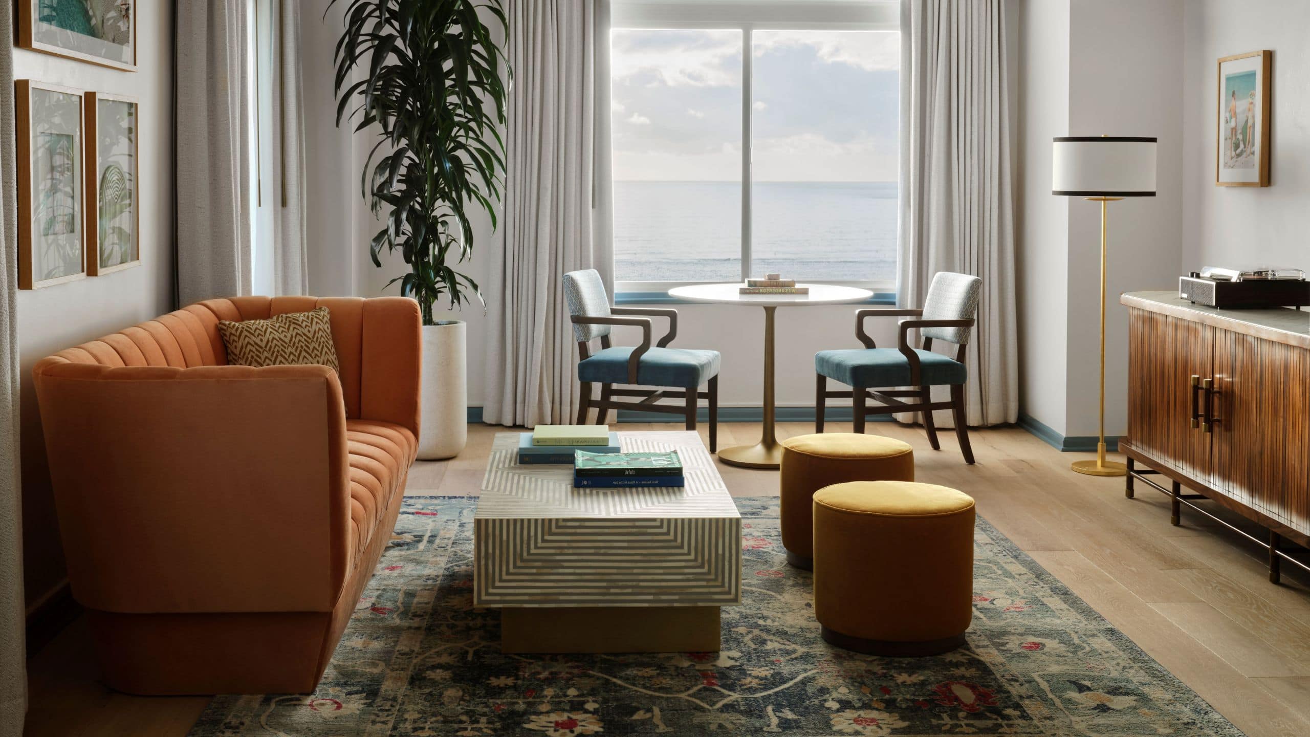 1 Bedroom Oceanfront Suite