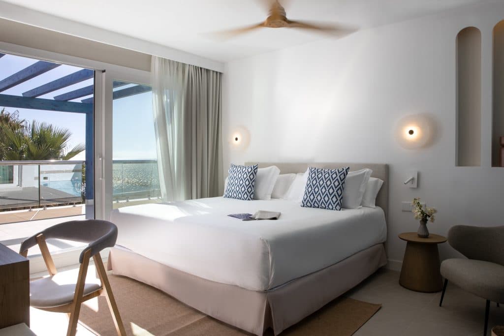 Ocean Deluxe Room