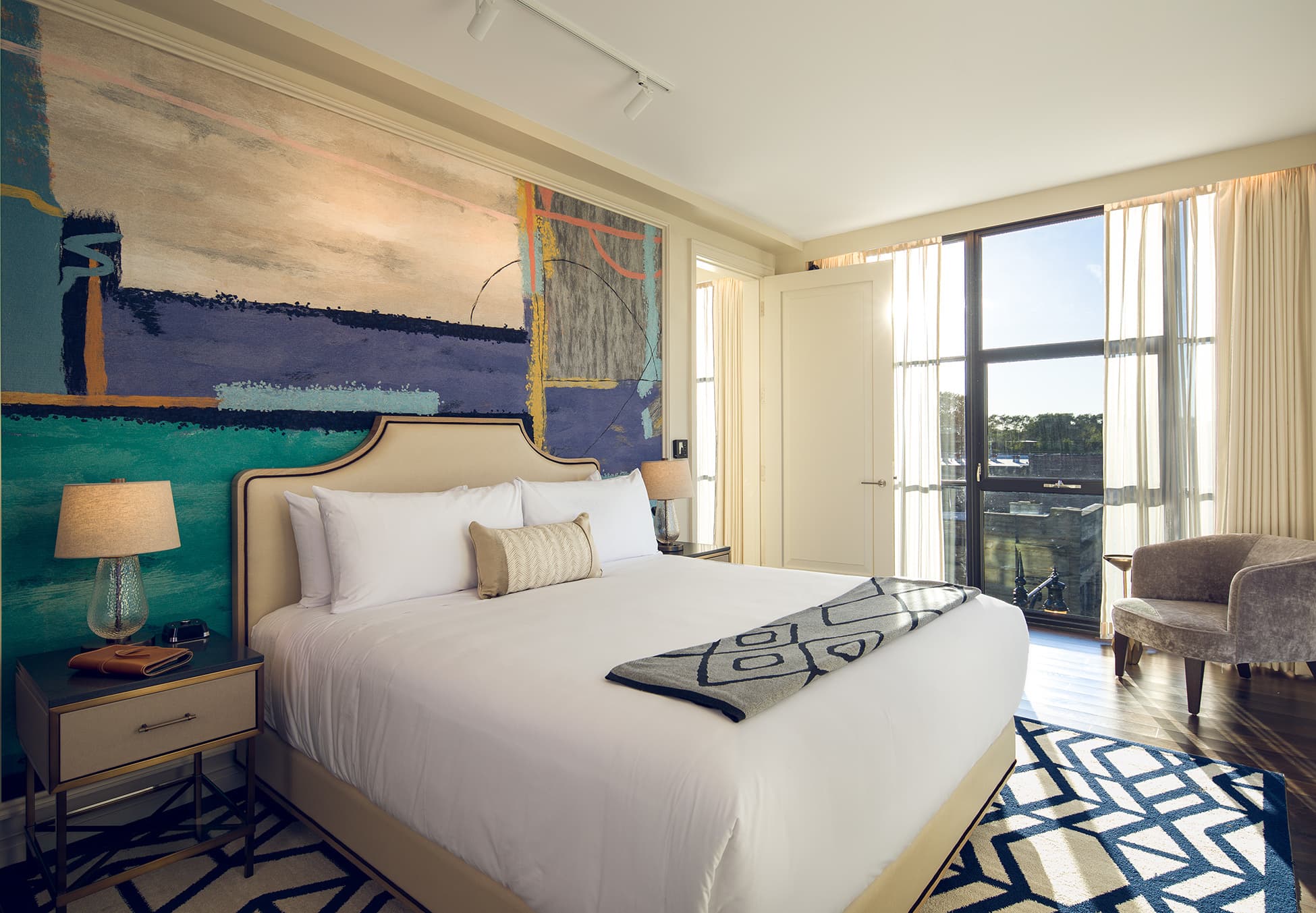 Deluxe King Room