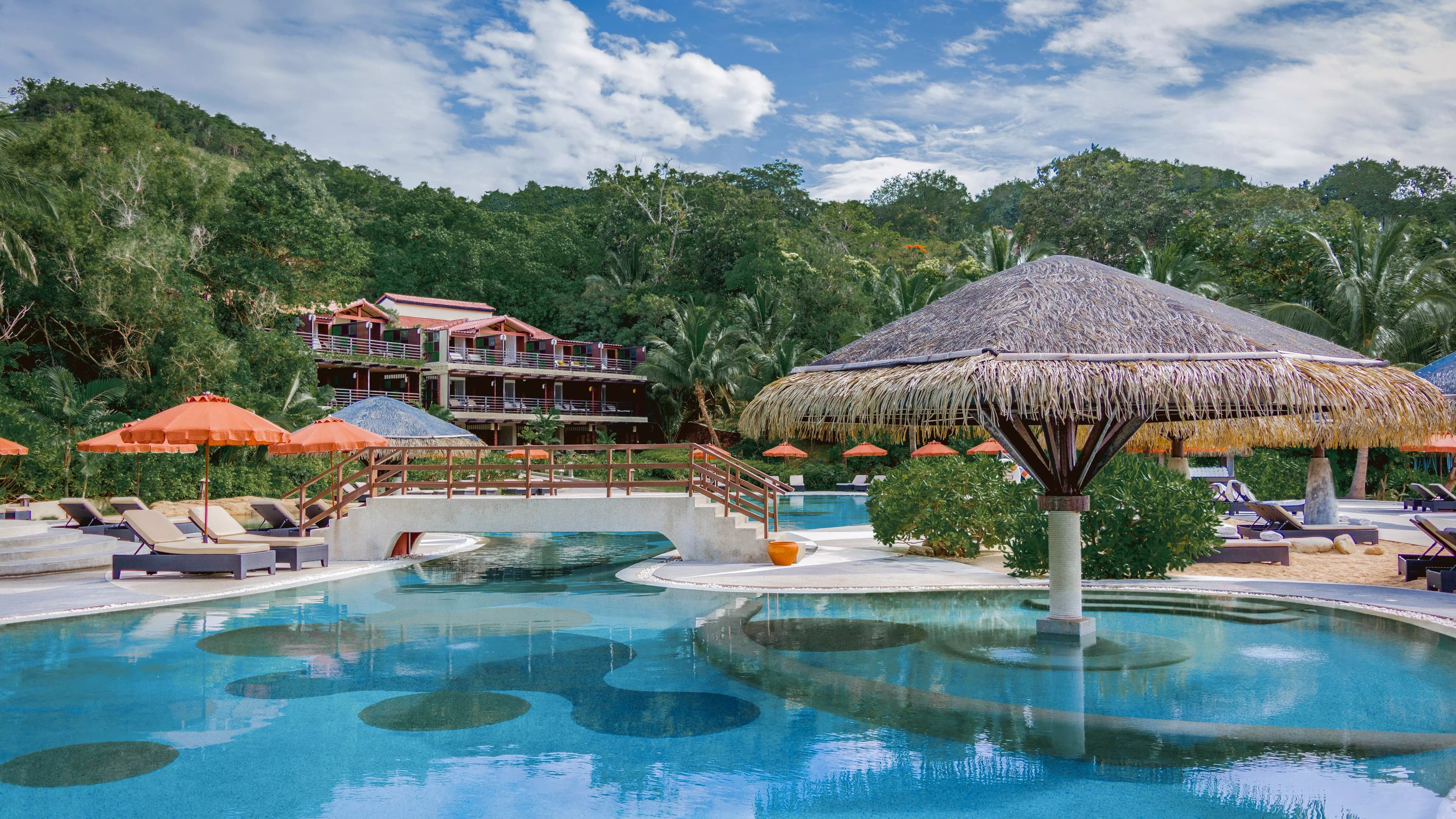 Akorn Two Bedroom Seafront Pool Villa
