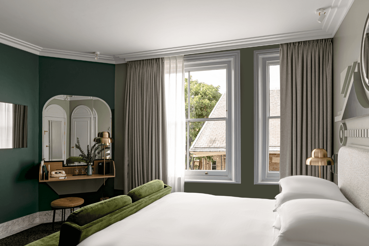 Floral - Superior Room