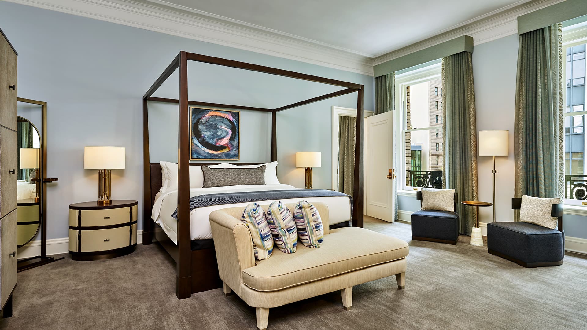 Deluxe King Room