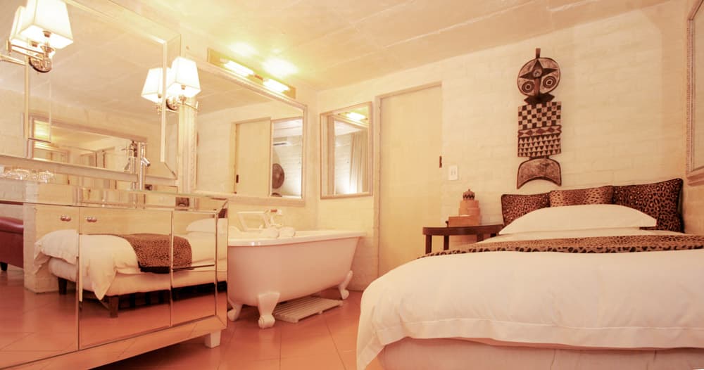 Mogul Suite