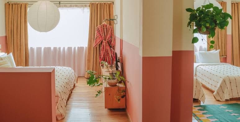 King With Two Single Beds and Kitchenette (Ocio Suite)
