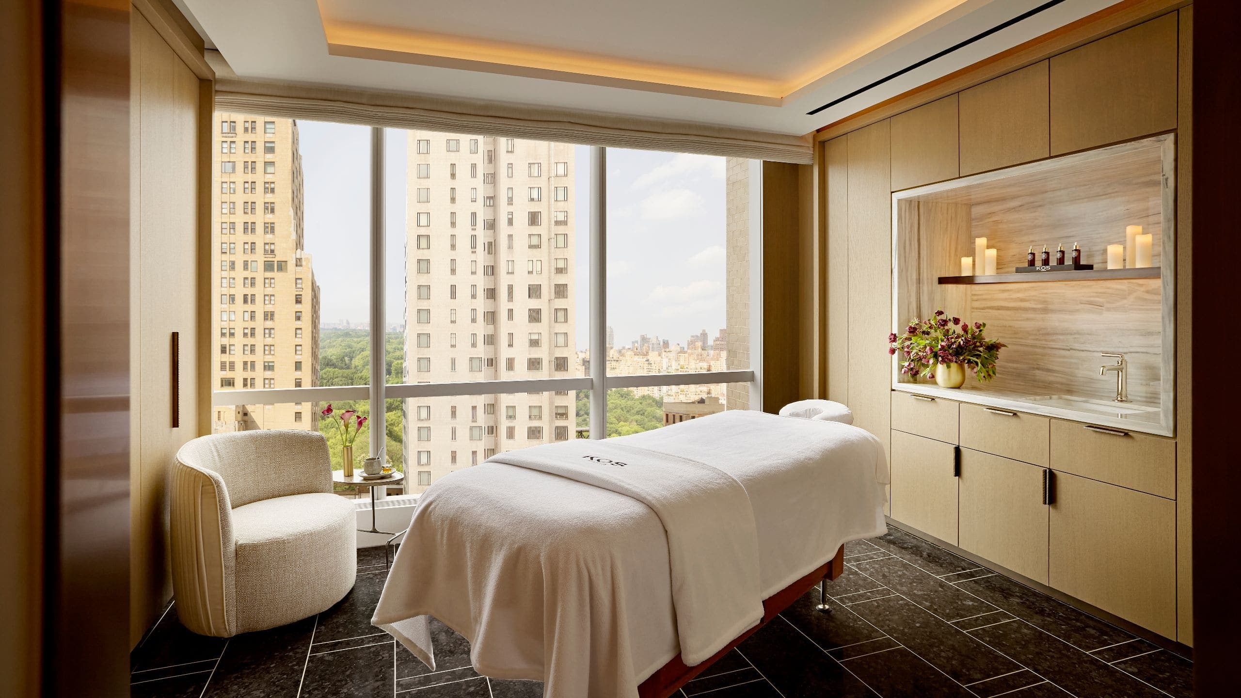 1 Bedroom Presidential Suite