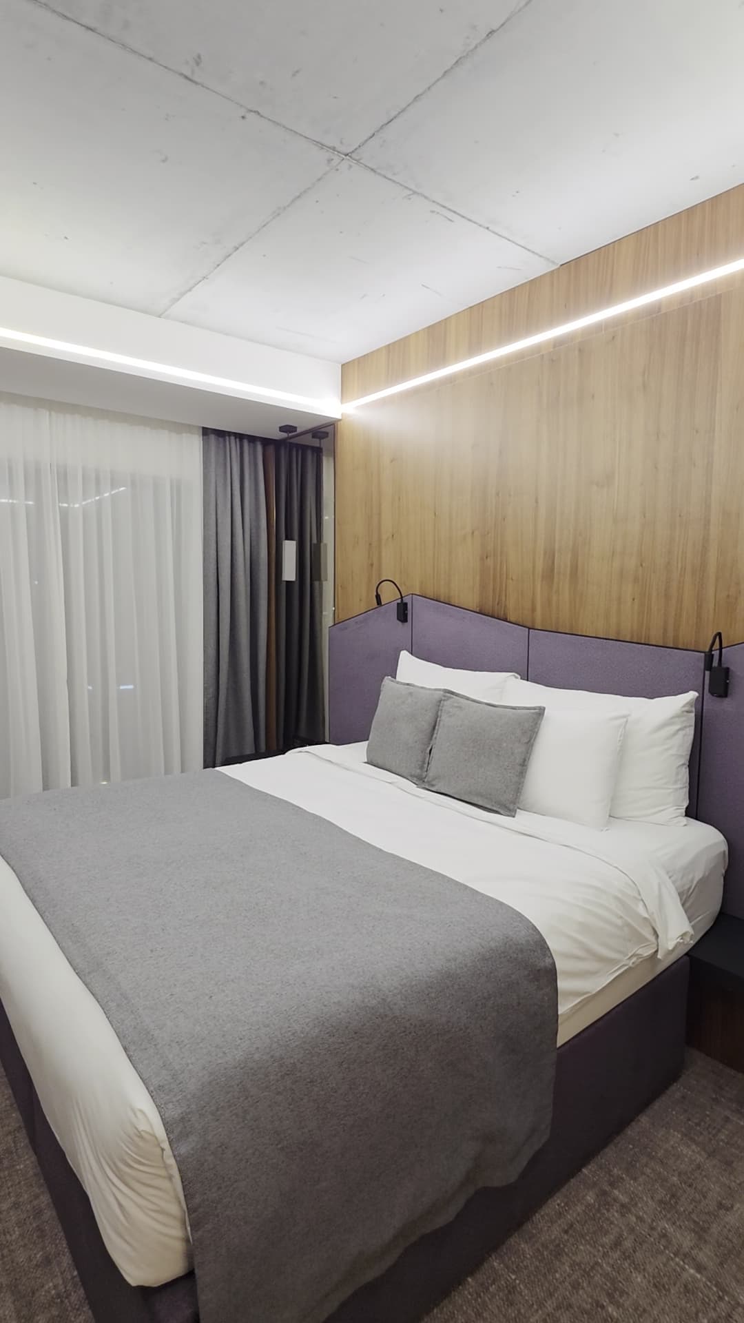 Design King Room
