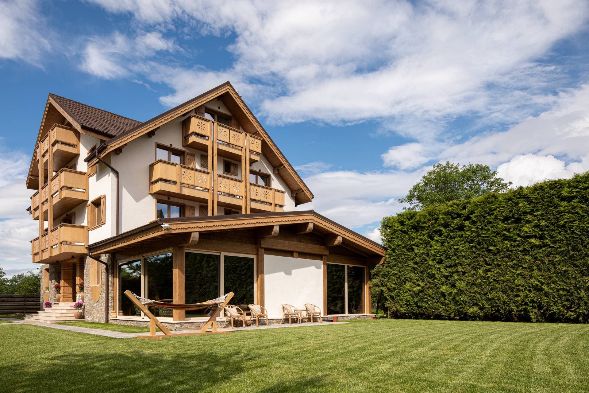 Zara Chalet