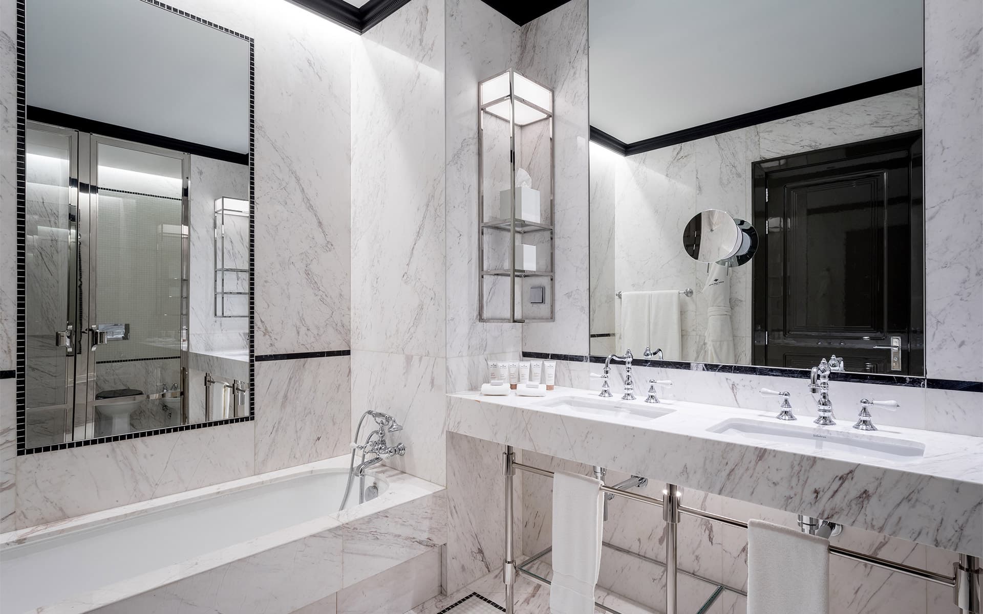 Grand Deluxe Suite