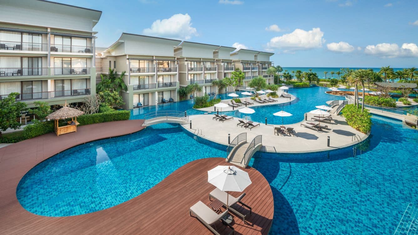 Le Meridien Khao Lak Resort & Spa