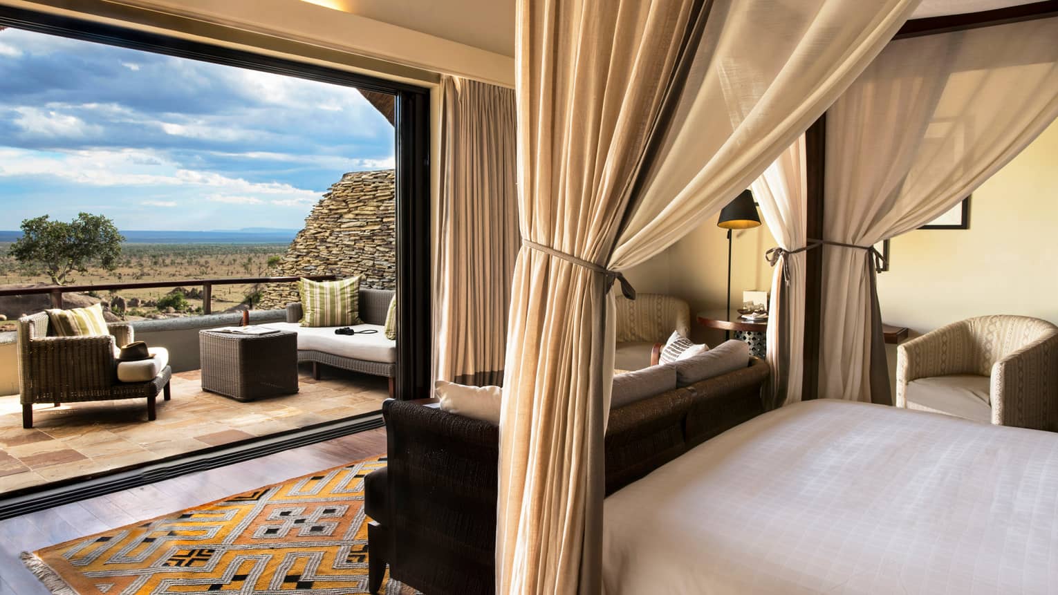 Horizon Room