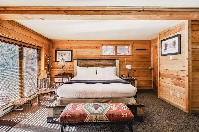 Ridge View Room (The Inn)