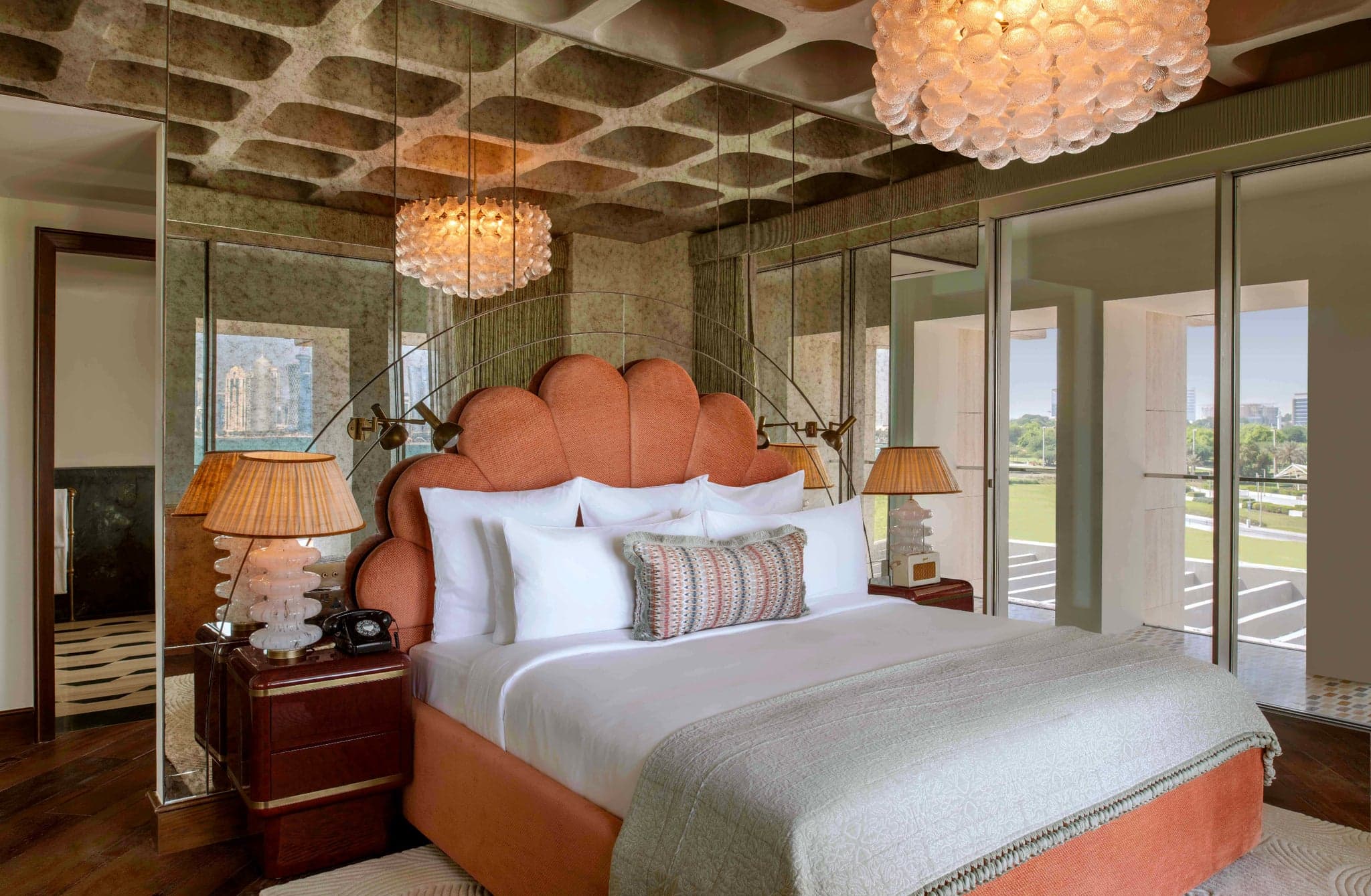 Corniche Suite