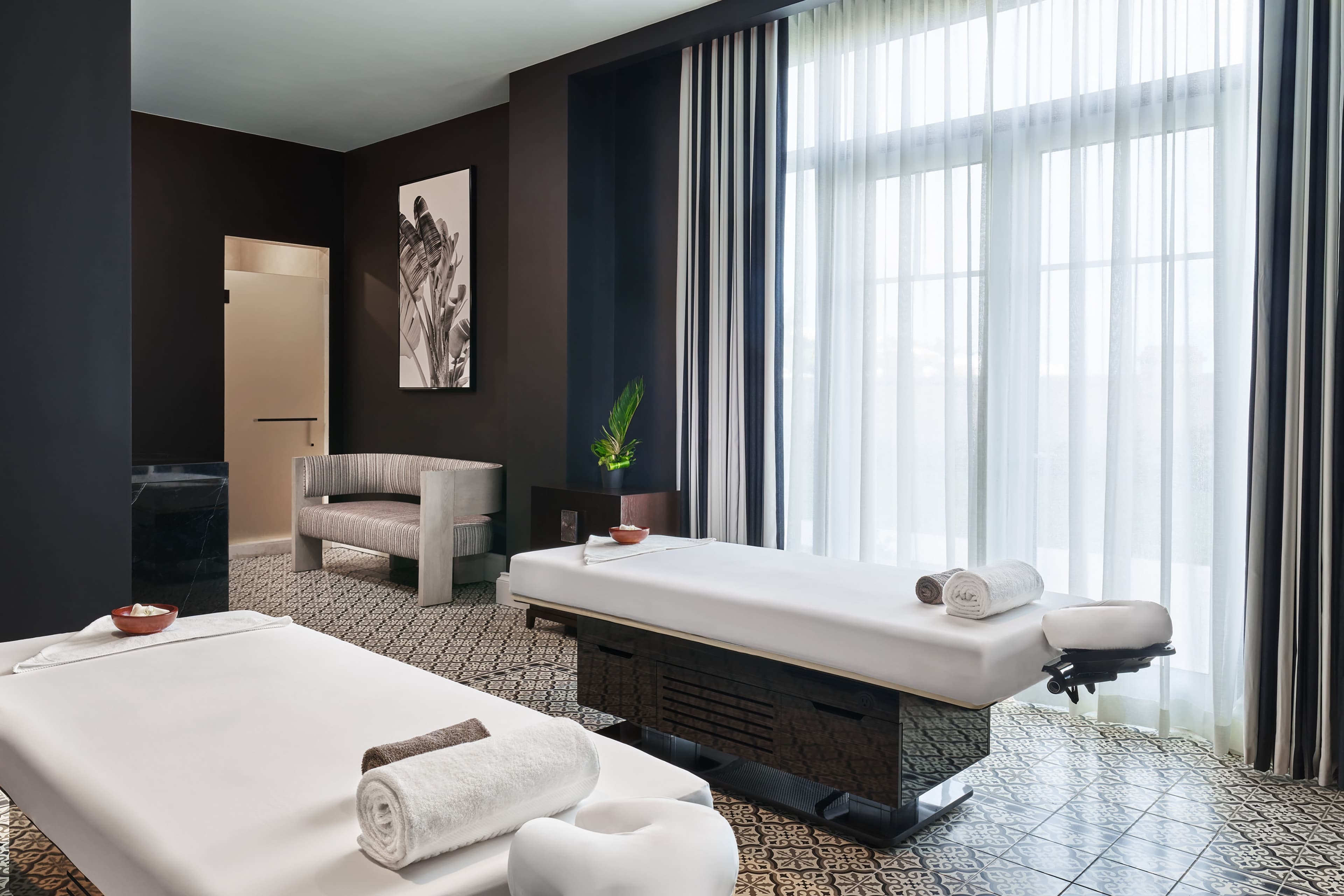 Grand Luxe Oceanfront Room