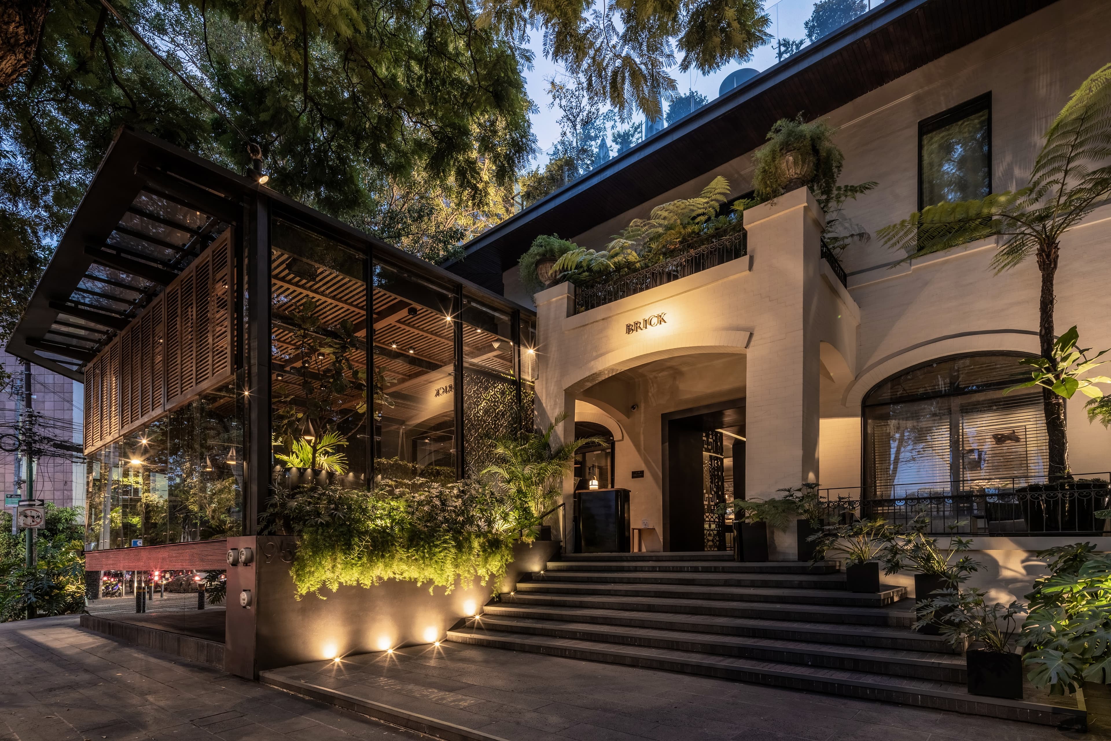 Brick Hotel