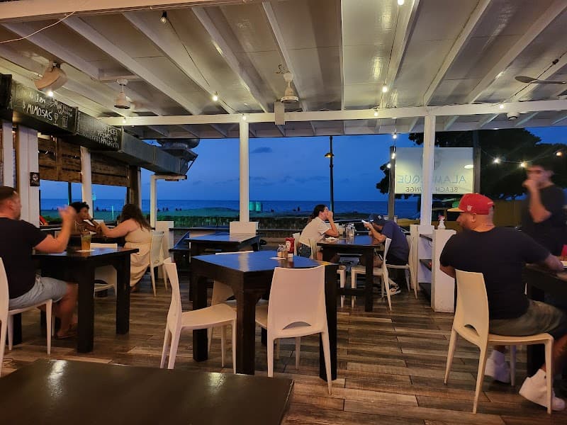 Easygoing San Juan Day: Beach, Old Town & Flavors