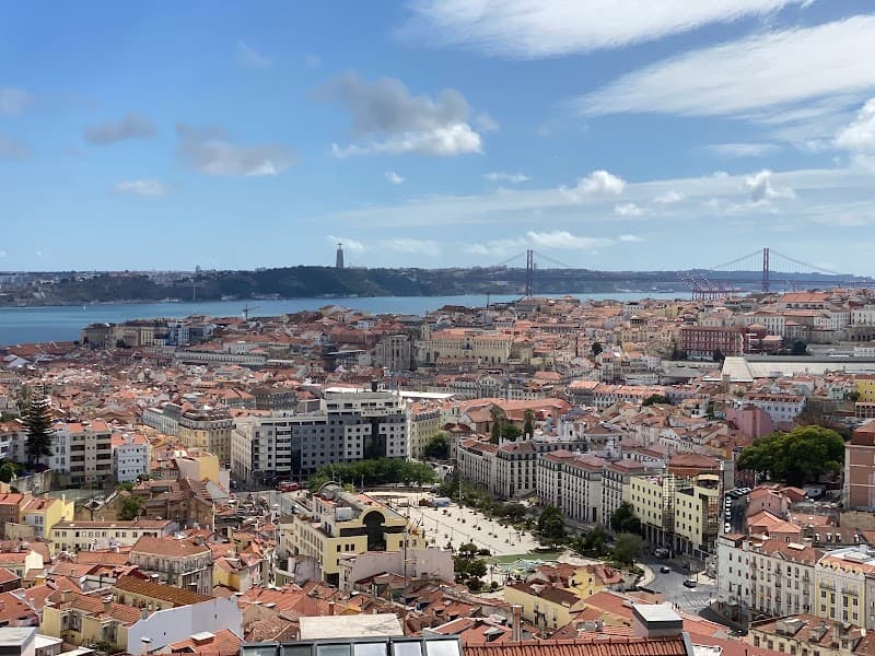 Alfama District & Miradouro da Senhora do Monte