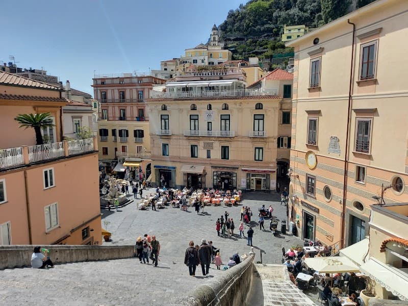 Amalfi Evening Aperitivo & Nightlife at Piazza Duomo