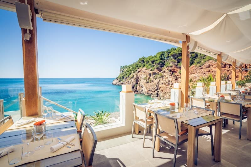 Amante Beach Club