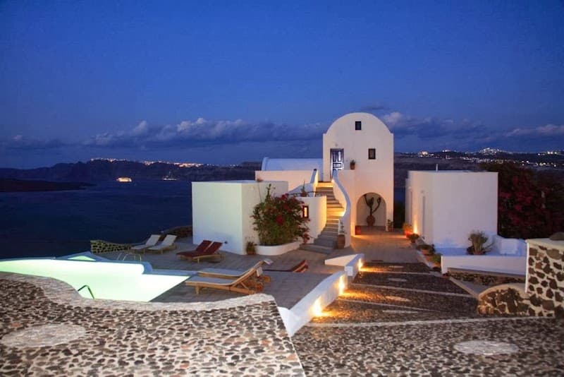 Apanemo Hotel