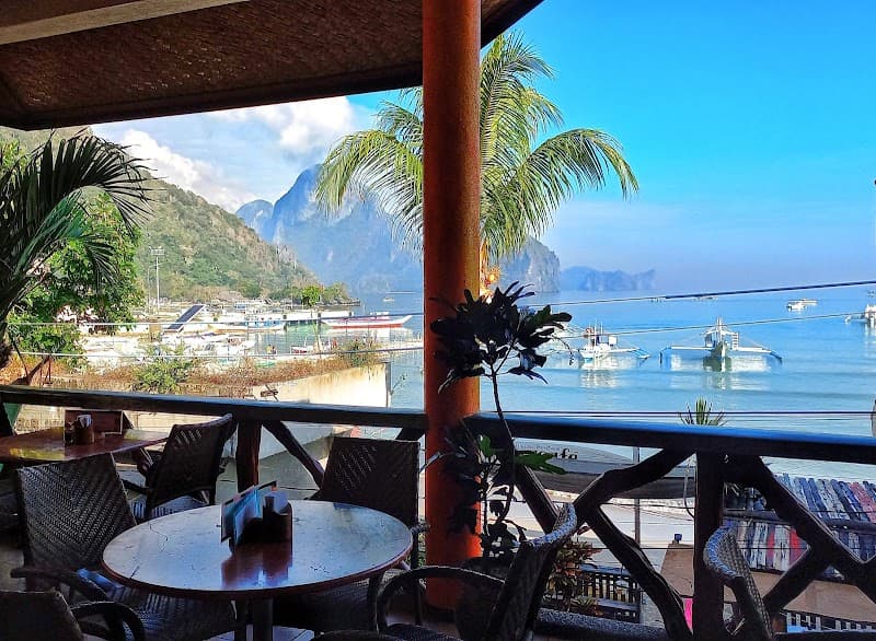 Artcafe Breakfast (El Nido Boutique Artcafe)
