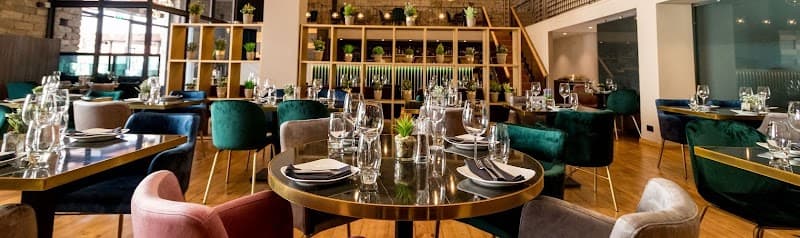 Artima Bistro (Halal-friendly choices)
