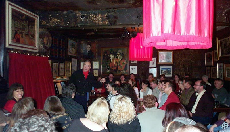 Au Lapin Agile Cabaret